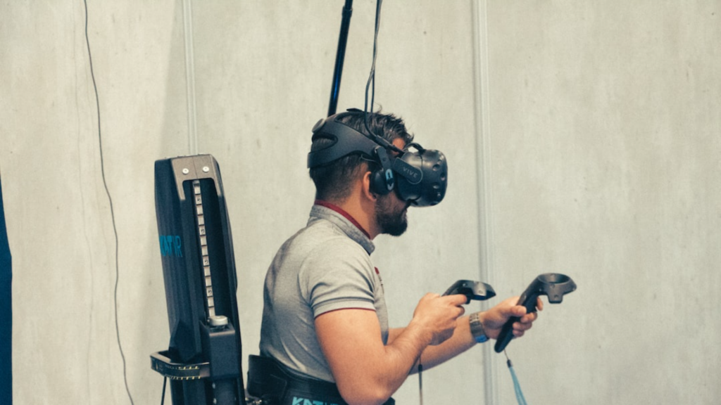 How to play games in virtual reality
